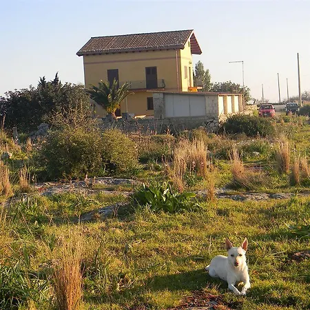 Casa Sierra Vento Alojamento de Acomodação e Pequeno-almoço Noto